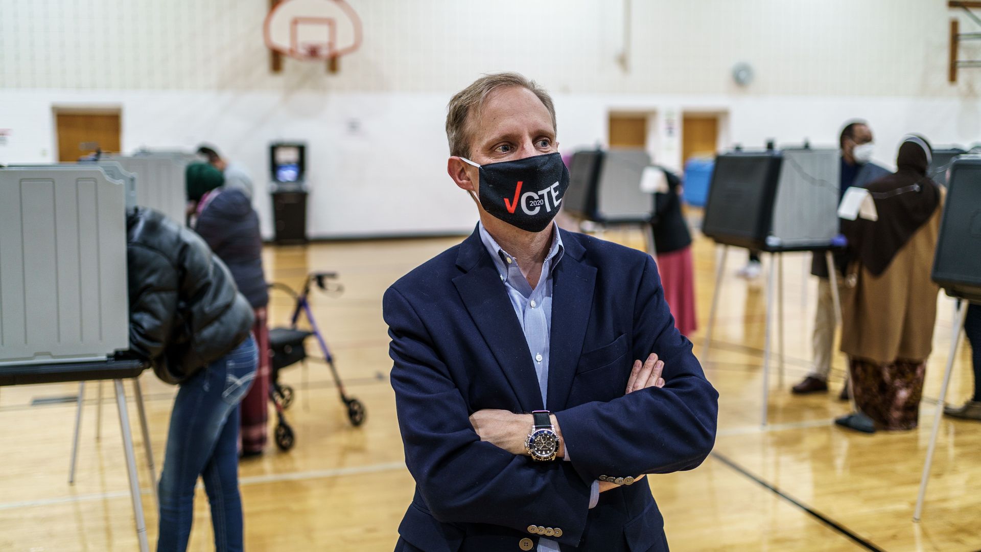 steve simon in a mask