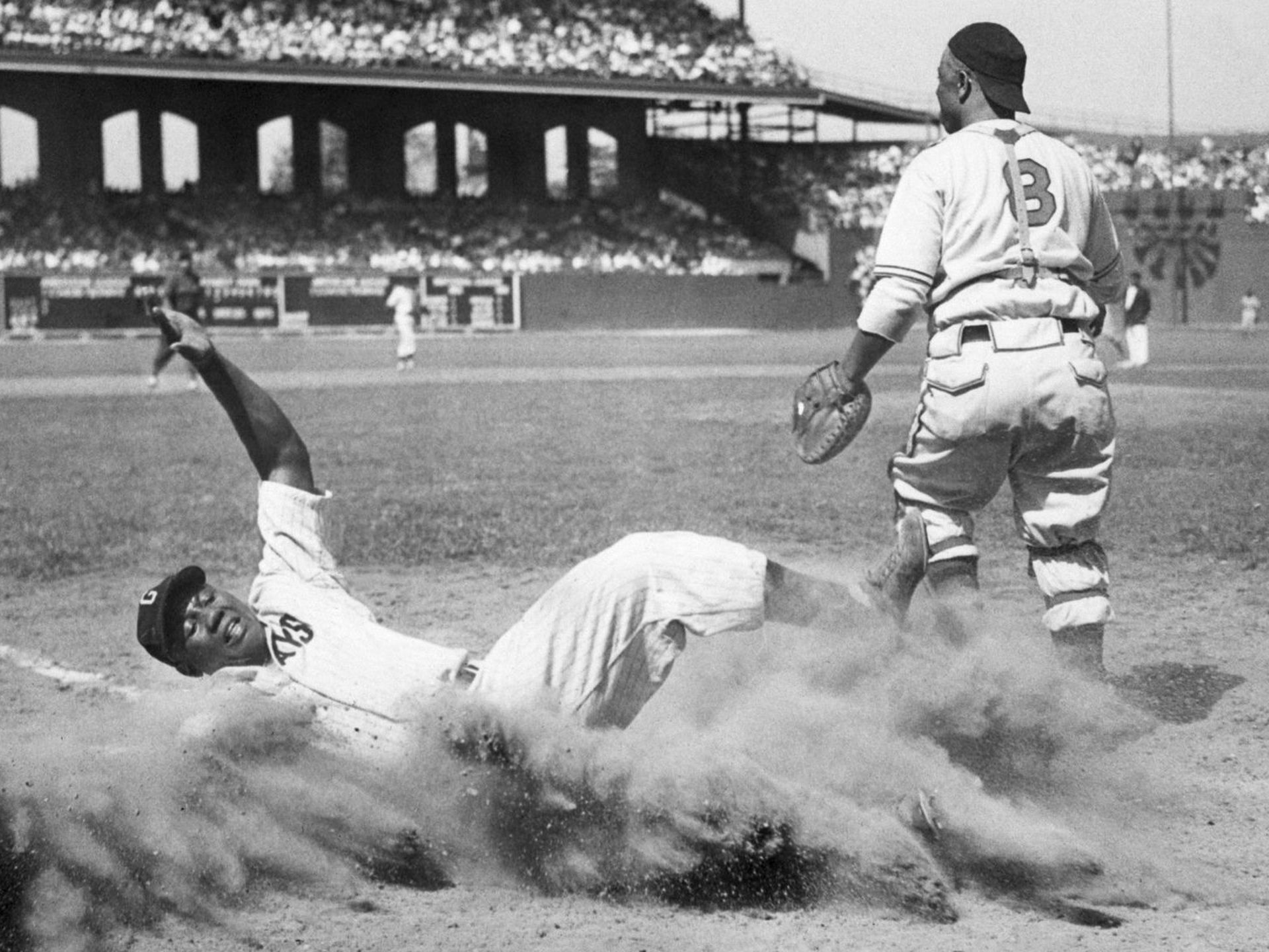 Negro Leagues statistics get official treatment on Baseball Reference