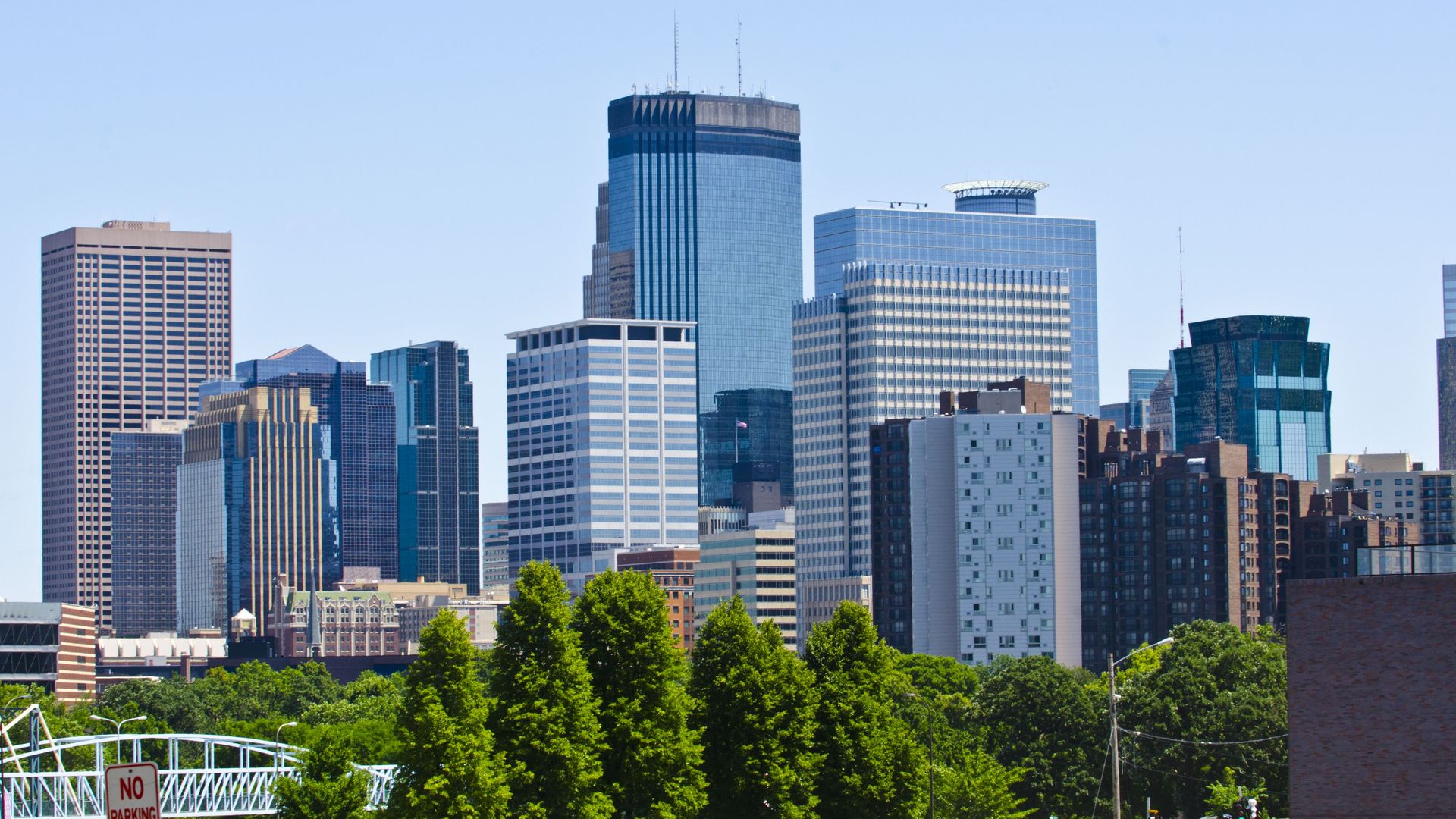 Downtown Minneapolis skyline
