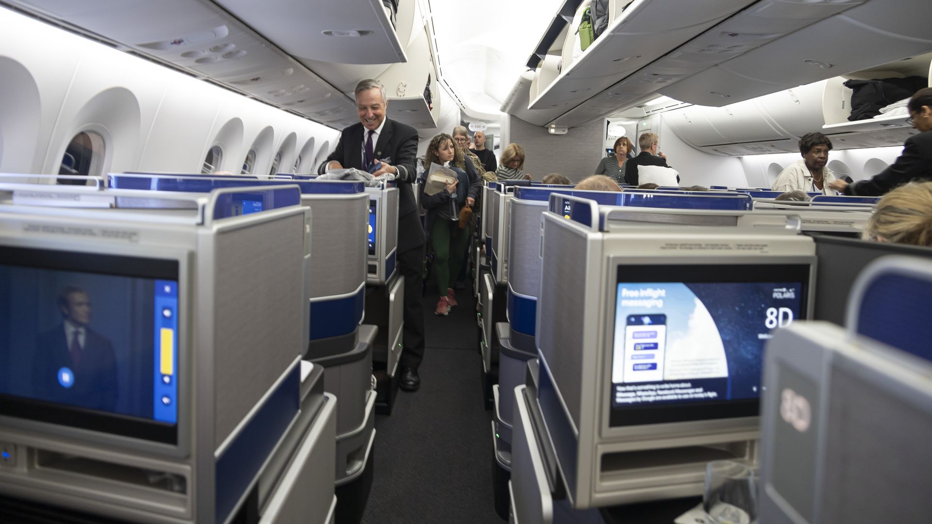 United Airlines business class split into tiers on long-haul flights