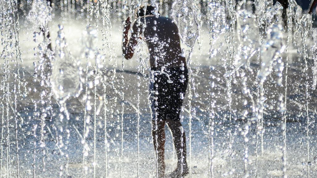 June sets temperature records in Europe and around the globe