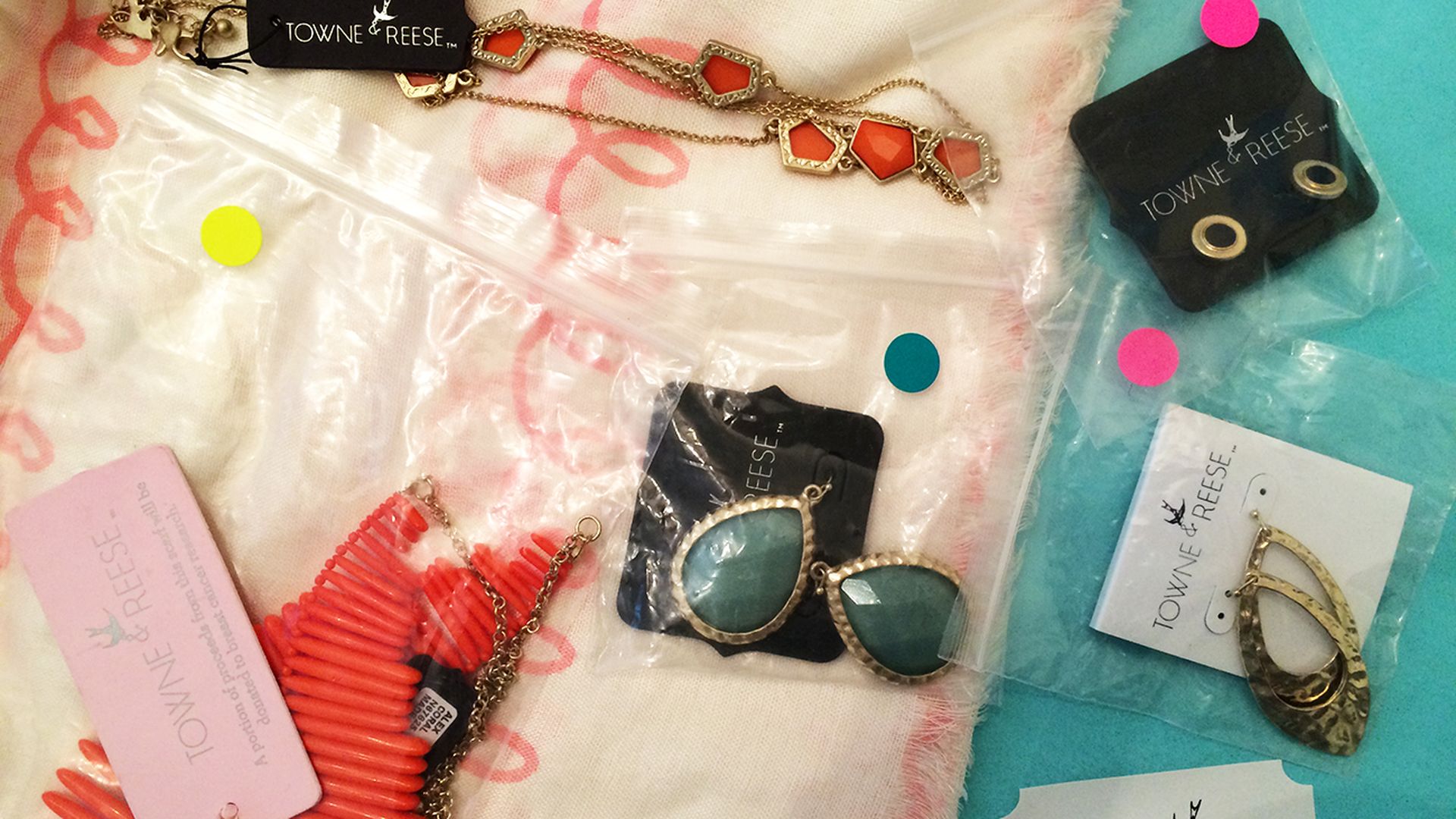 towne-and-reese-sample-sale