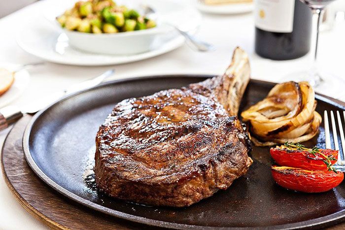 steak-at-oak-steakhouse-in-charlotte