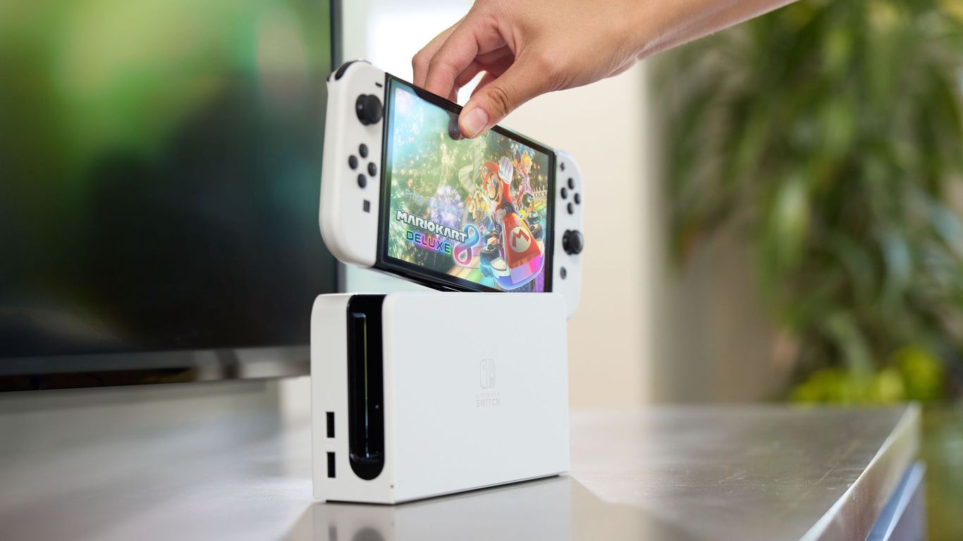 Video game hardware sales slump in November