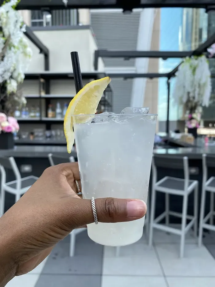 Rooftop bar and cigar lounge now open in Uptown’s newest tower Axios