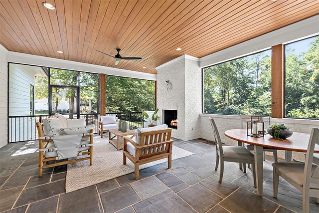 4028 Churchill Road patio