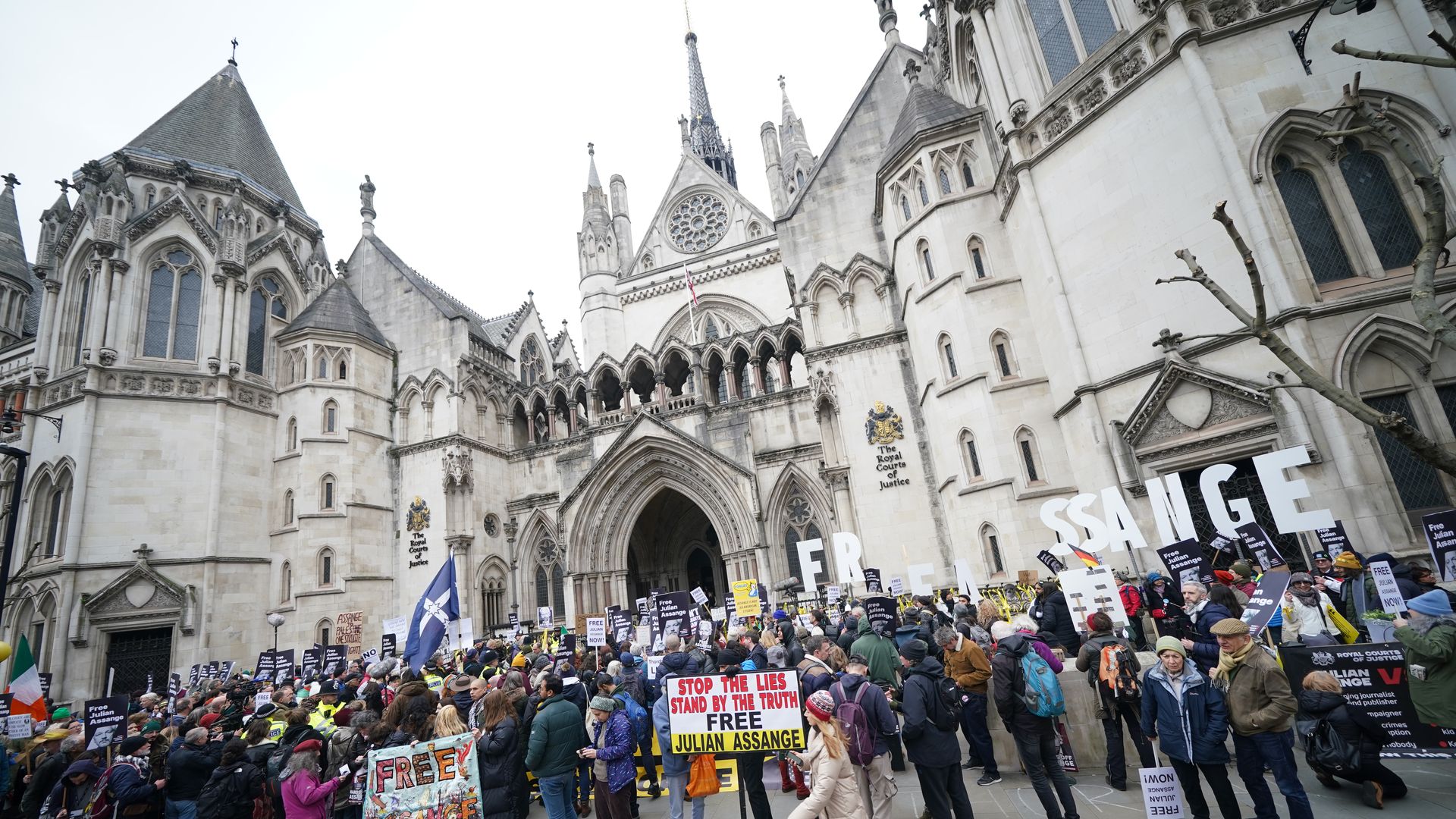 Assange supporters outside London's high court