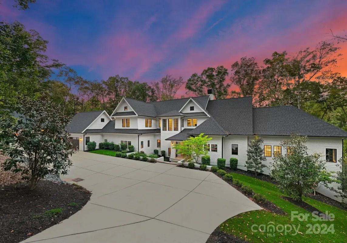 Dj Moore's Lake Wylie Modern mansion 