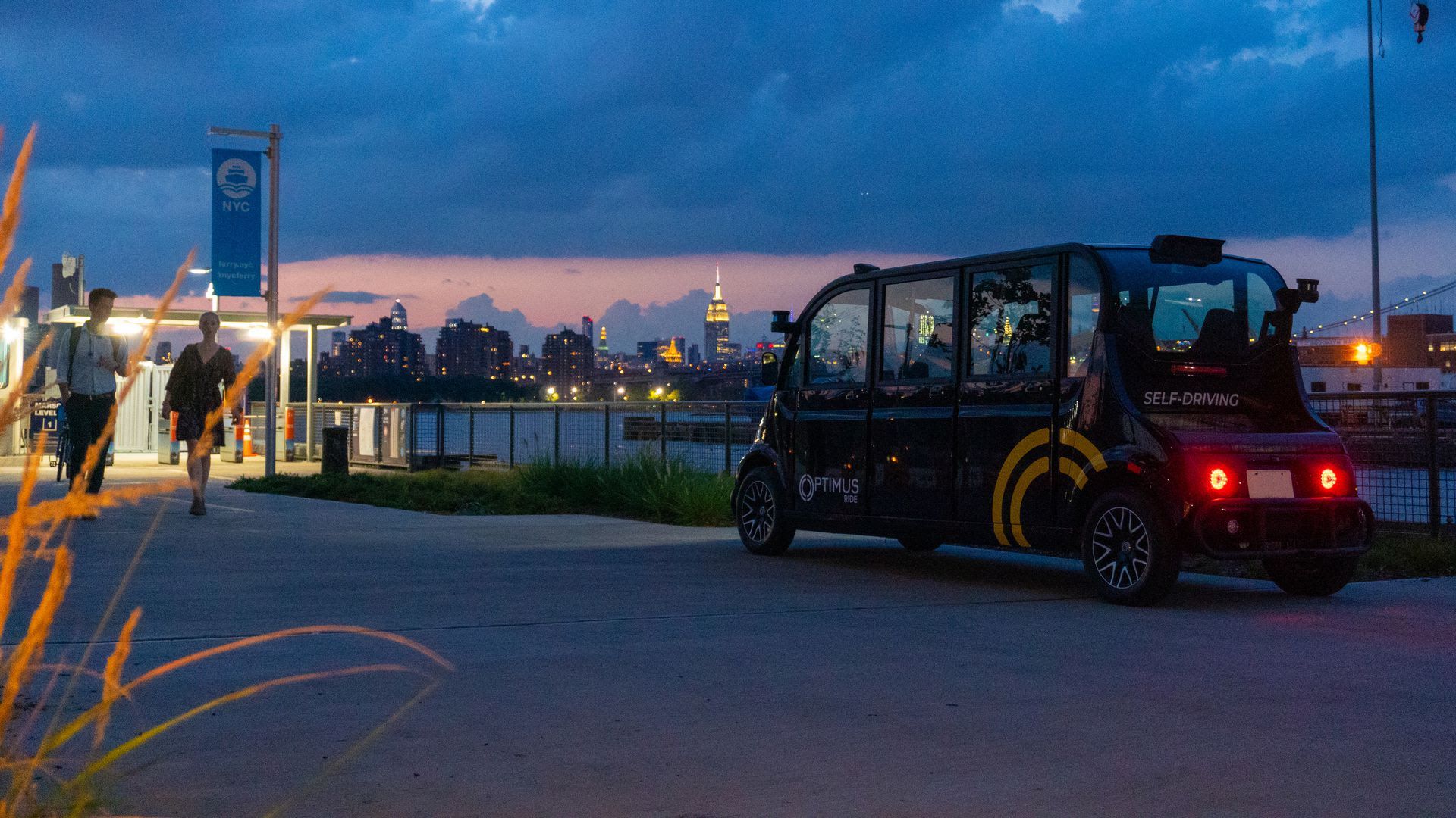 AVs with a safety attendant will shuttle NY commuters. Photo: Optimus Ride