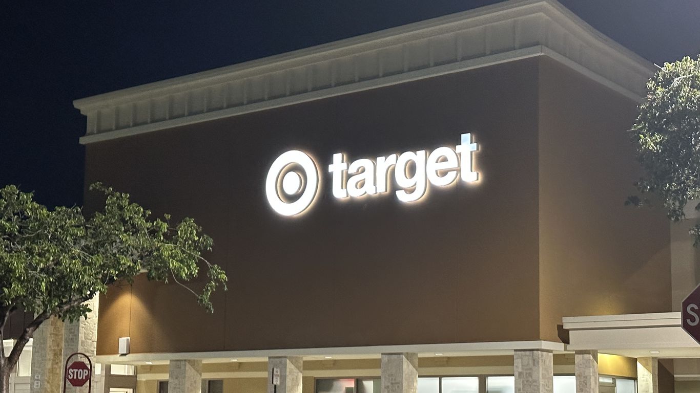 Walmart hours What time Target, Kohl's, Best Buy stores are open
