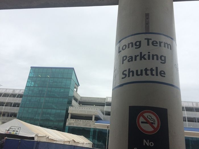 Charlotte airport parking