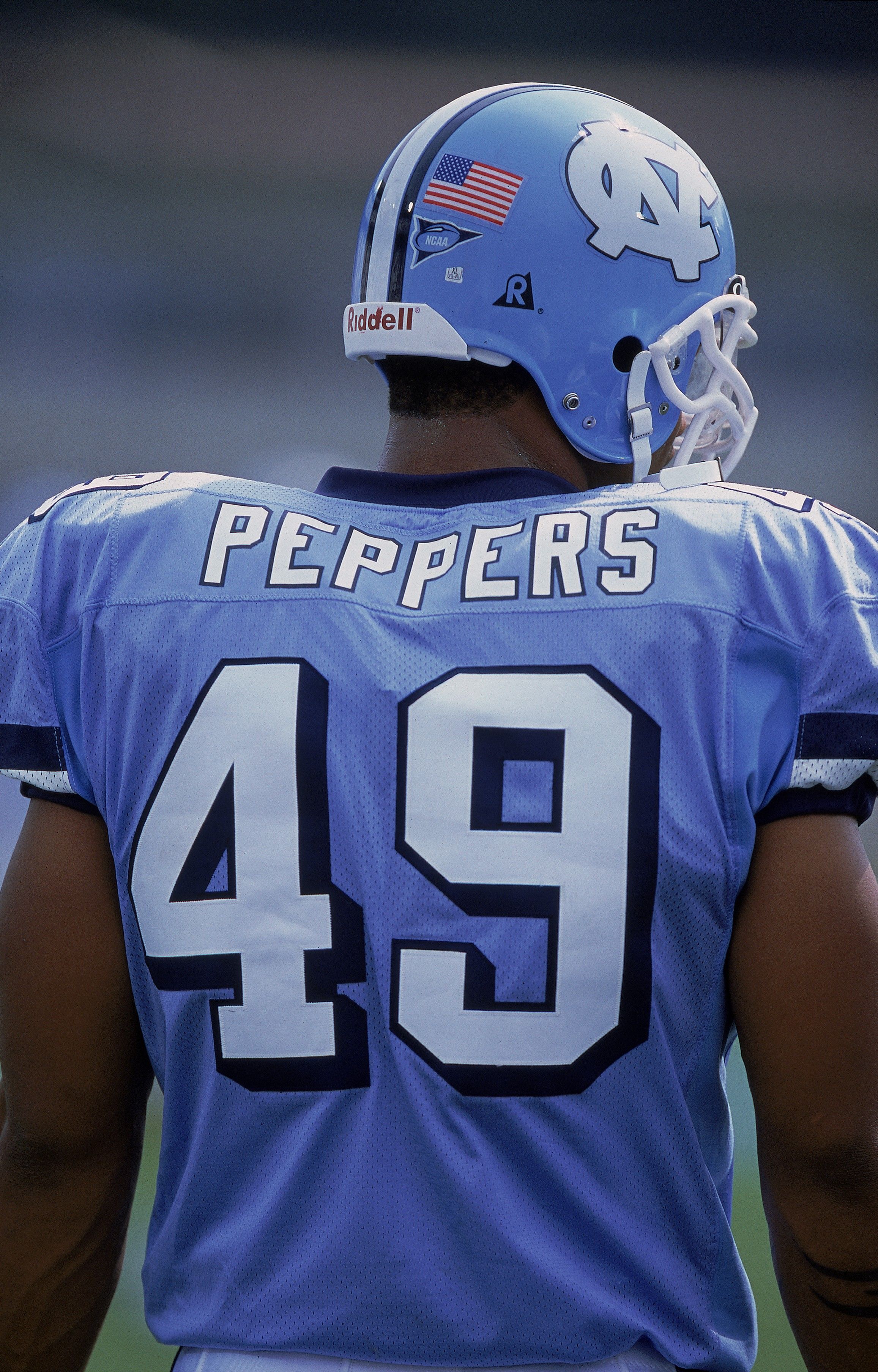 Julius Peppers playing for North Carolina. 