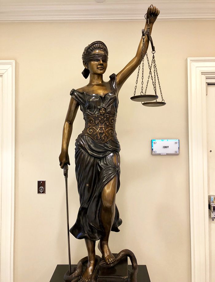 micahel-a-demayo-statue