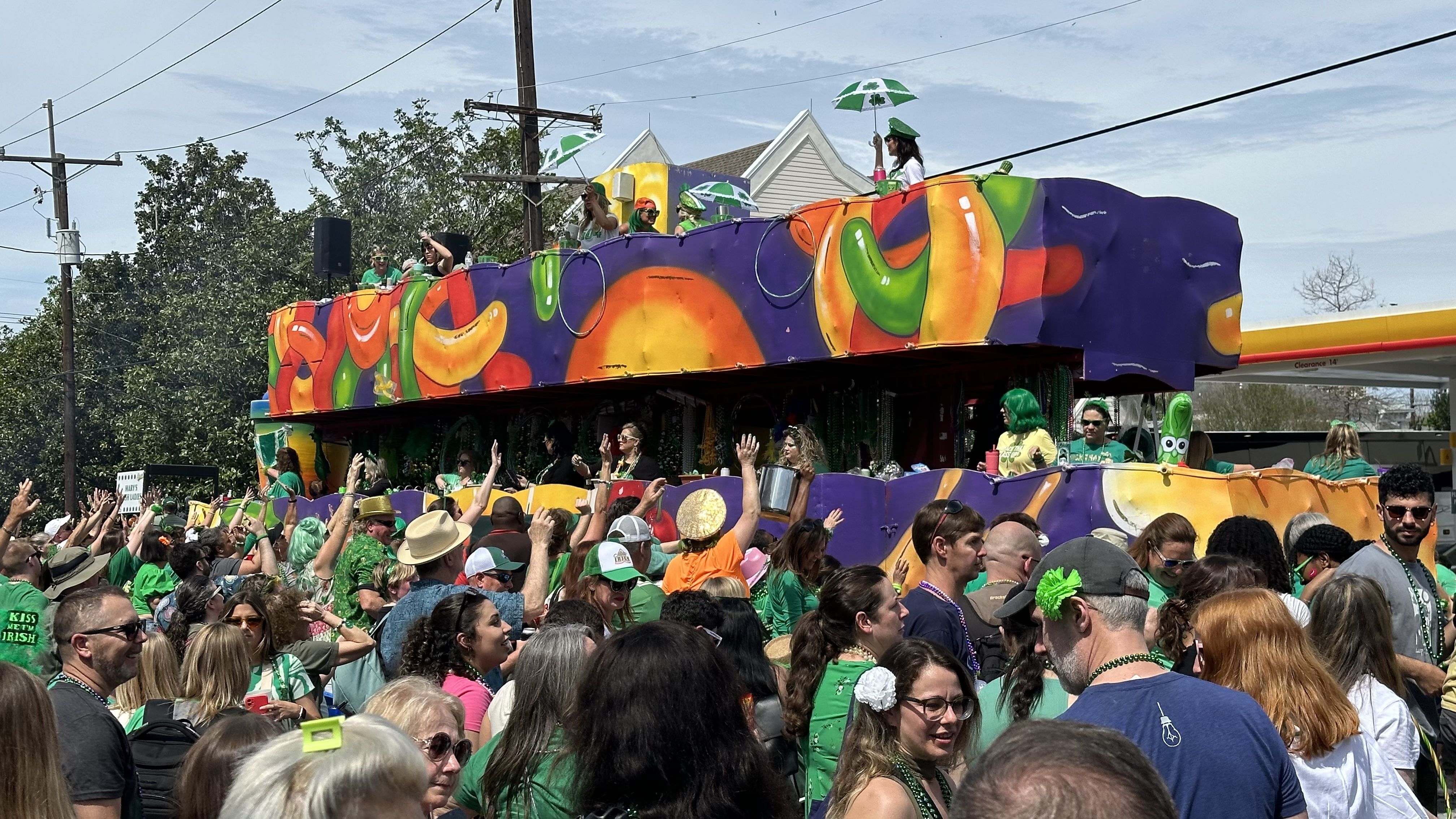 see-photos-of-the-st-patrick-s-day-parade-in-new-orleans-axios-new