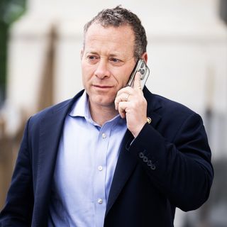 Centrist Democrats push for softer constraints on Trump's war powers in Iran