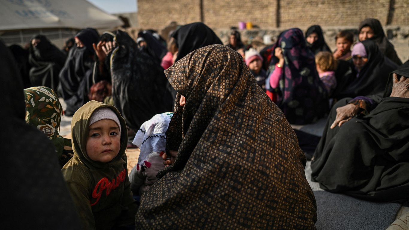 Aid group reports 30-fold increase in Afghanistan child malnourishment