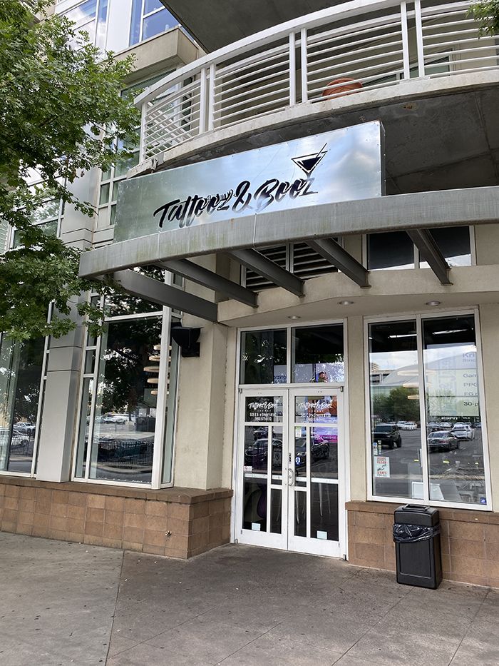 tattoos and booz, lounge, Charlotte, kristen williams, matt williams, hookah, Charlotte tattoo, Lobster Tails and Shrimp Tattooz and Booz, Mac and cheese egg rolls