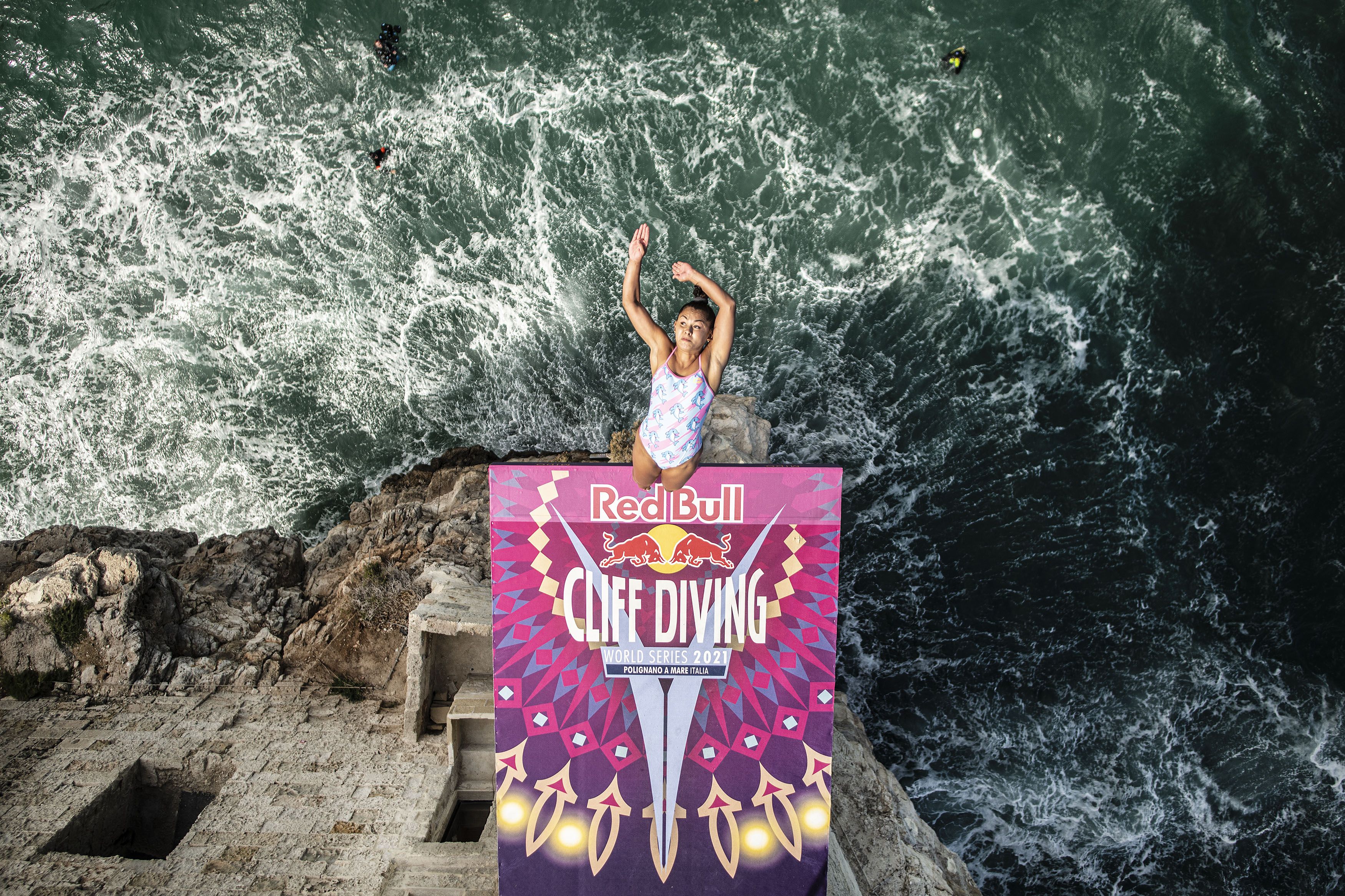 Cliff diver