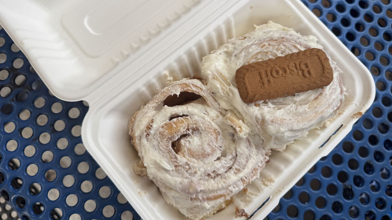 I tried Roll & Dough's viral cinnamon rolls