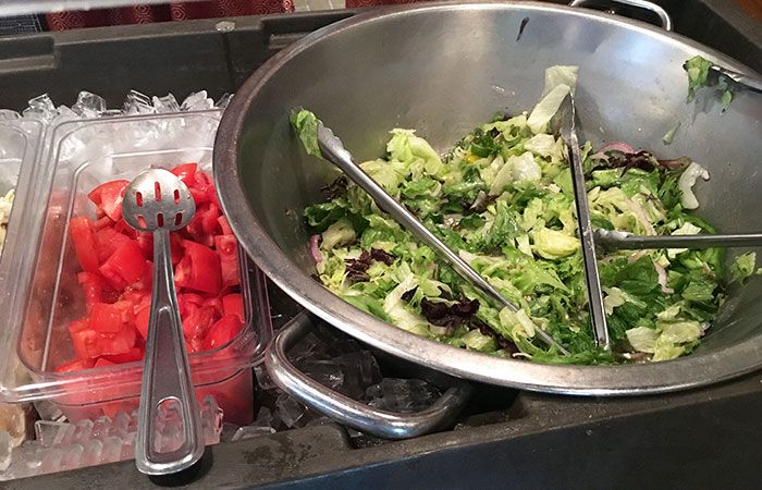 salad-at-luisas-pizza-on-montford