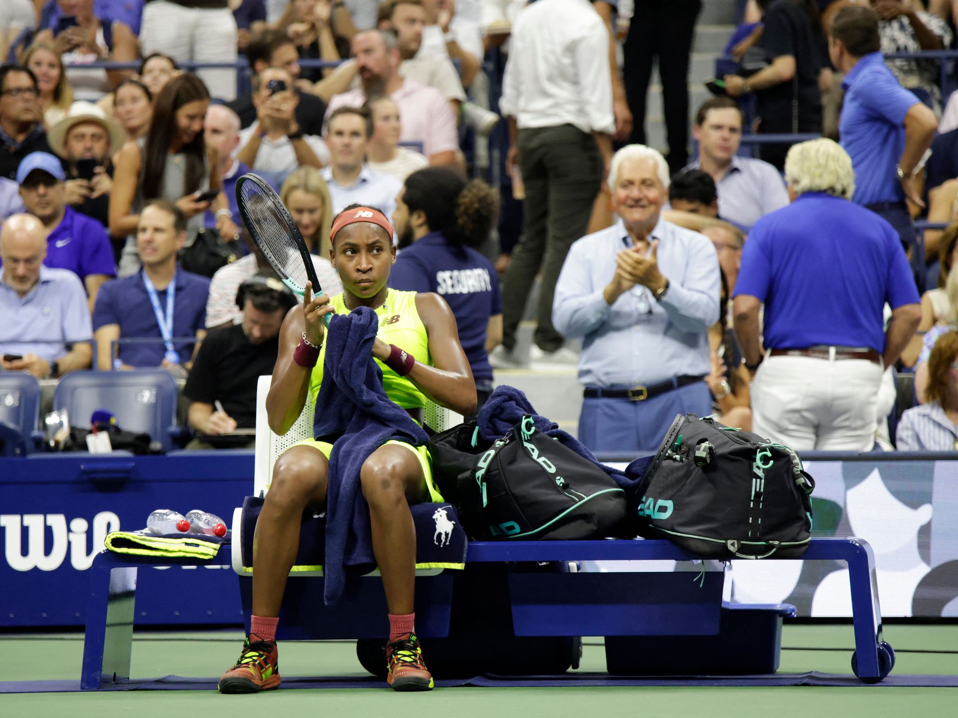 Em jogo marcado por protesto, Gauff bate Muchova e vai à final do US Open -  Tenis News