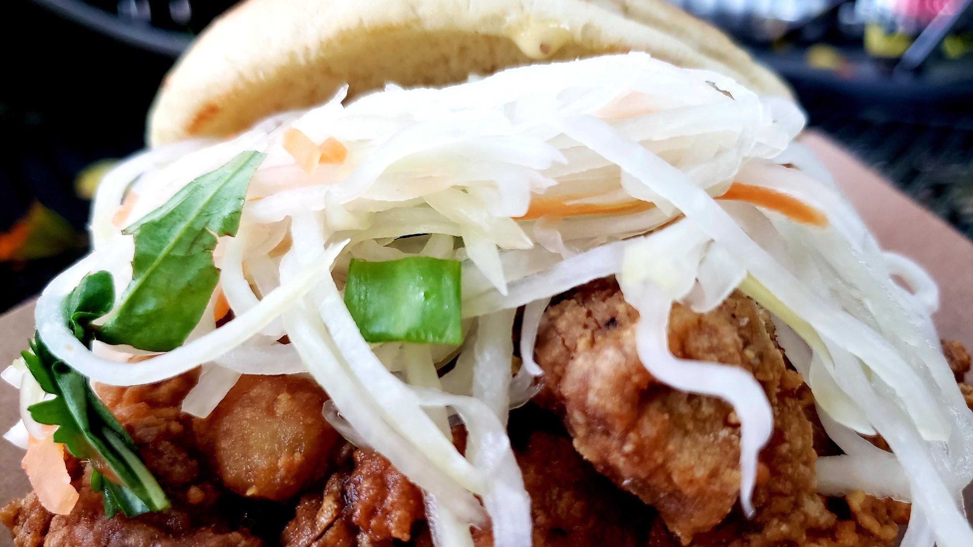 A photo of a chicken sandwich.