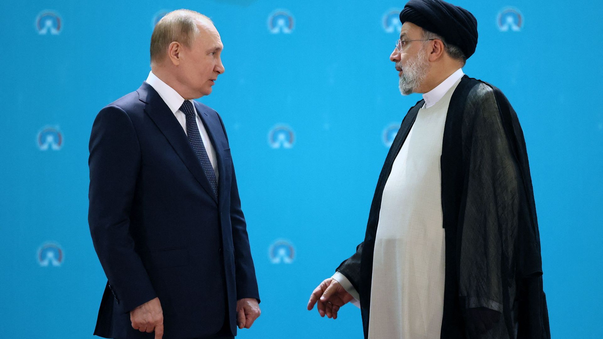 Russian President Vladimir Putin speaks to his Iranian counterpart, Ebrahim Raisi, in Tehran on July 19. Photo: Sergei Savostyanov/Sputnik/AFP via Getty Images