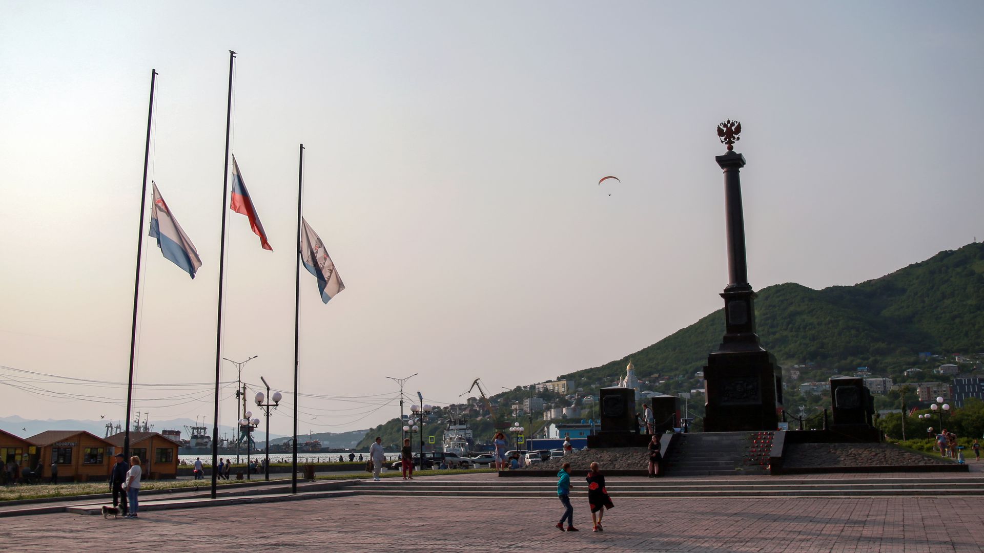 Flags of the Russian Federation and the Kamchatka Territory fly at half-mast by the City of Military Glory stele in memory of the victims of the Antonov An-26 passenger aircraft crash