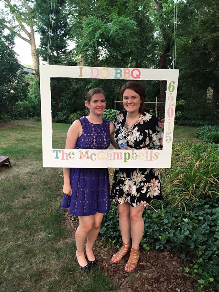 friends-at-bridal-shower