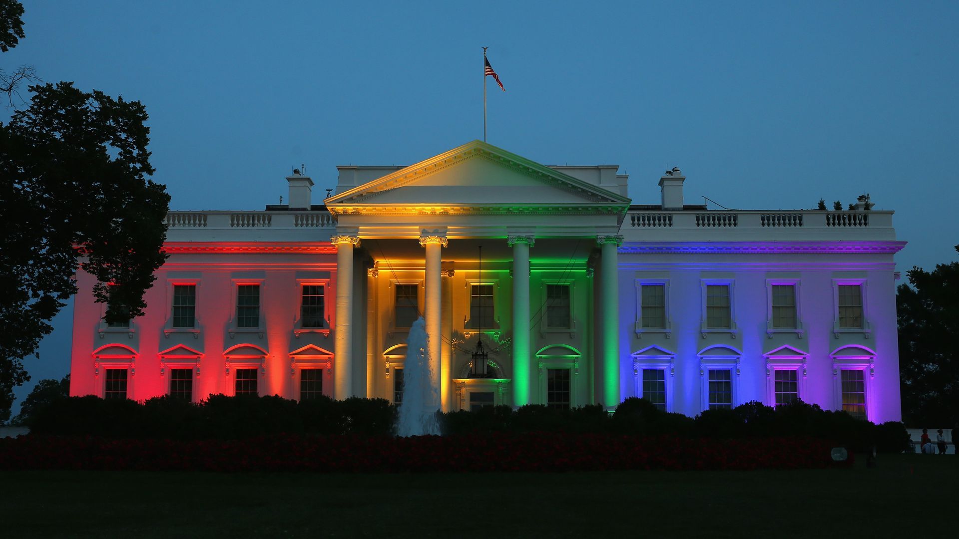 On June 26, 2015, President Obama's aides lit the White House to celebrate the day's Supreme Court ruling in favor of same-sex marriage. Photo: Mark Wilson/Getty Images