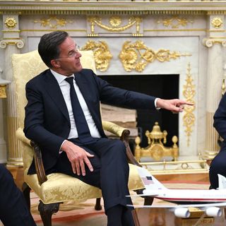NATO leader jets to D.C. after Trump's "tough" Zelensky meeting