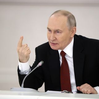 Putin tells Trump Ukraine attacked his residence, which Kyiv denies