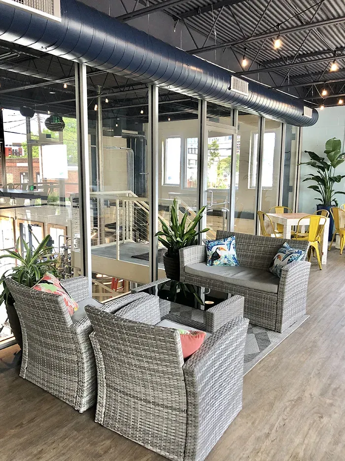 toucan louies sunstead brewing interior