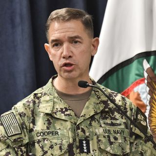 Top U.S. Middle East commander briefs Trump on Iran blockade