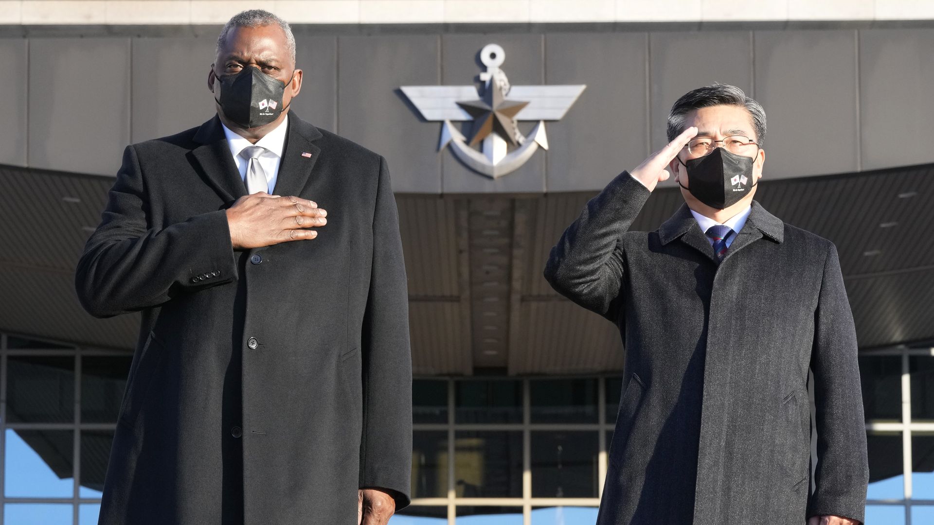  Secretary of Defense Lloyd Austin (L)  with South Korea's defense minister Suh Wook (R) during a welcoming ceremony  on December 02, 2021 in Seoul, South Korea. 