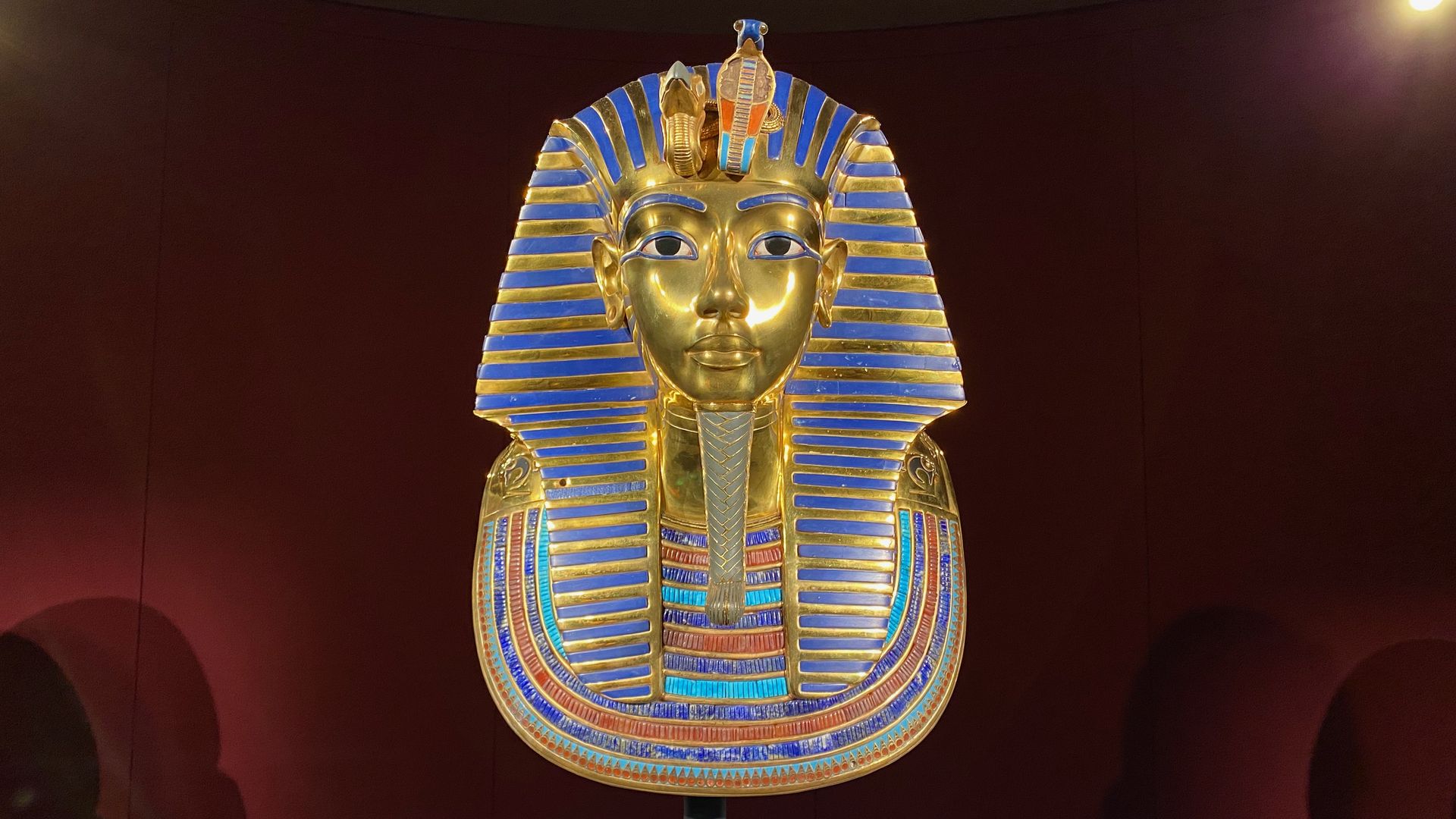 King Tut's mask, in solid gold, on display