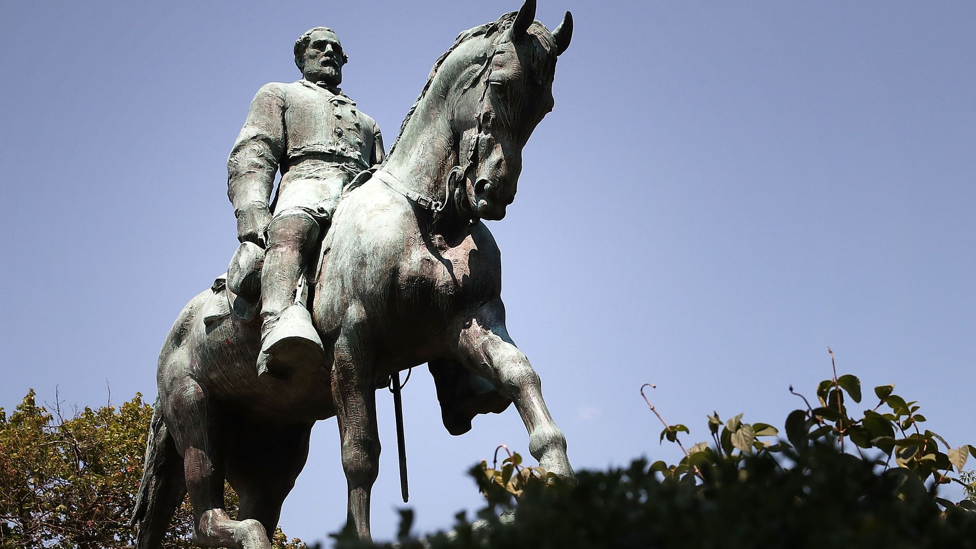 Statue of Confederate General Robert E. Lee on UVA's campus