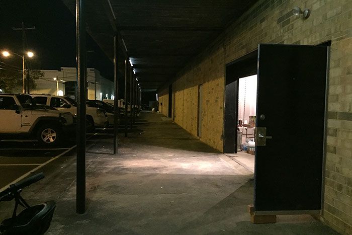 patio-bulldog-beer-and-wine