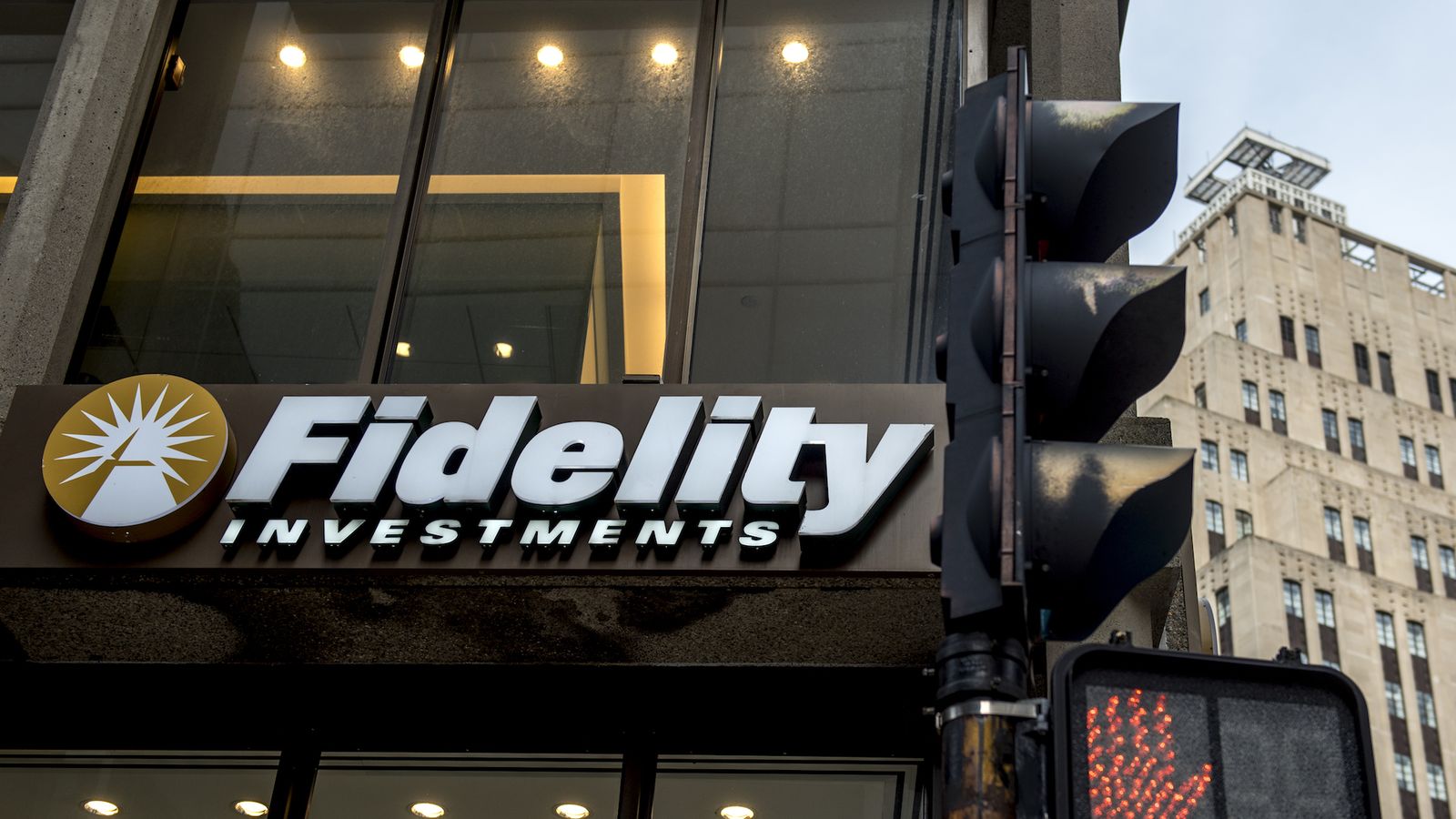fidelity cryptocurrency business insider