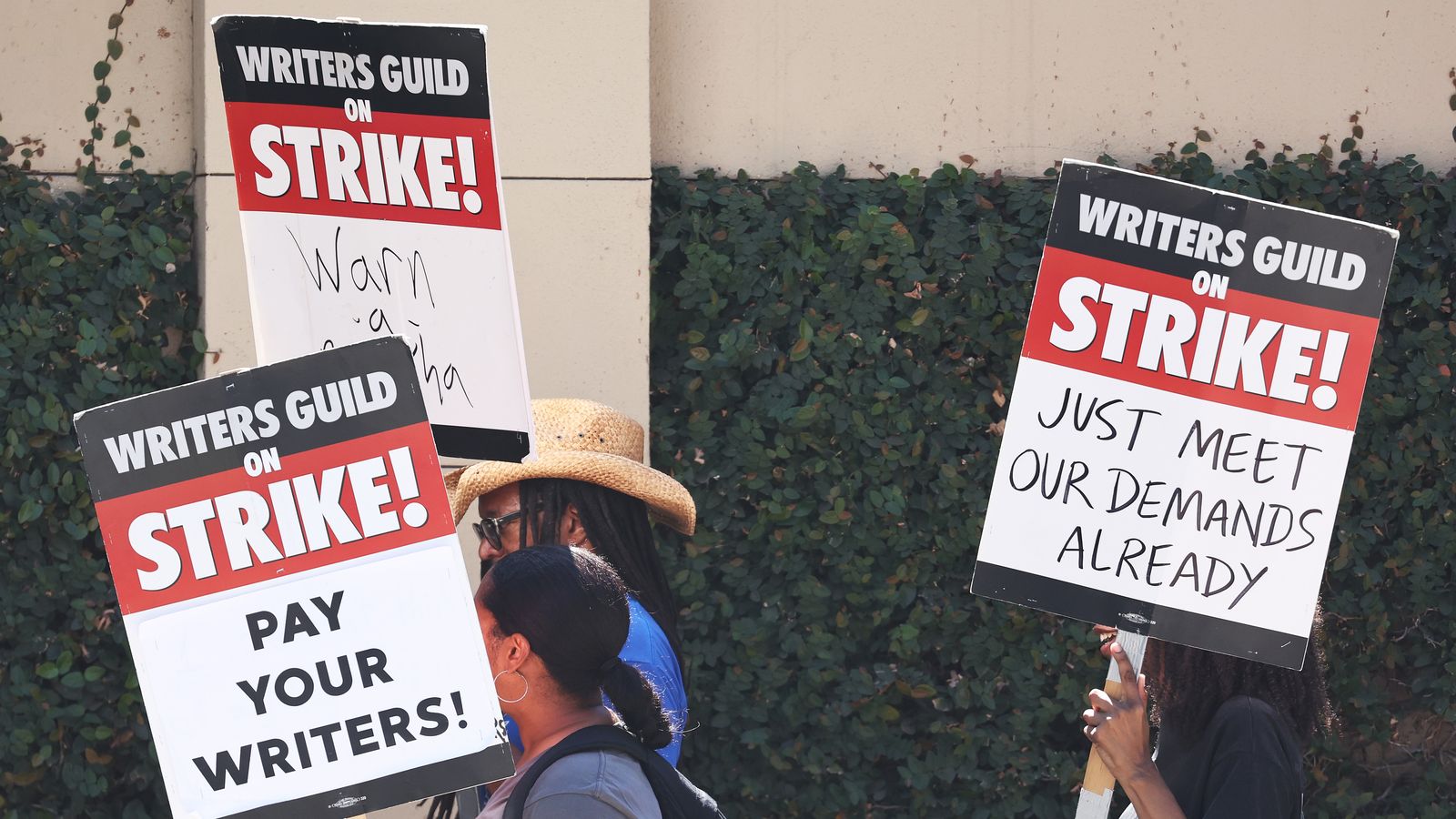 WGA Writers Reach Tentative Deal With Hollywood Studios To End Strike