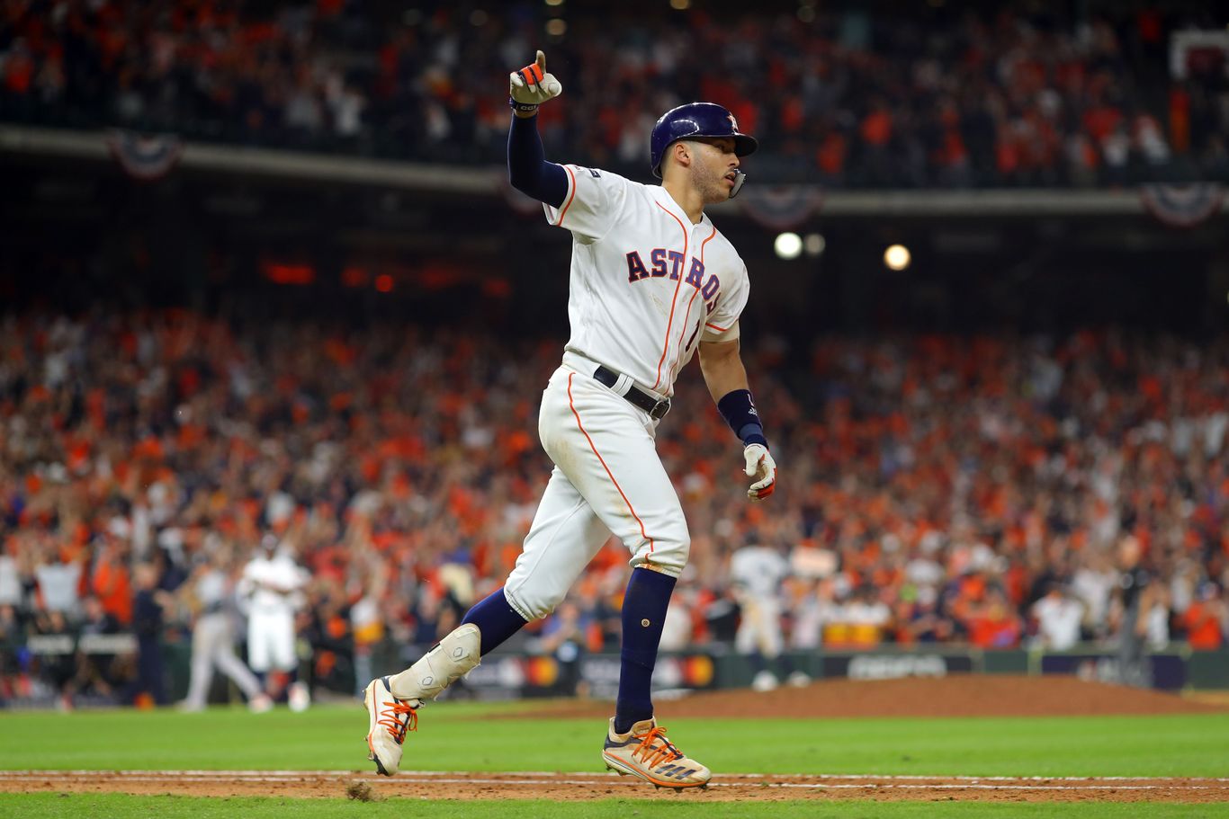 ALCS: Carlos Correa's Home Run Was Right on Time for Astros - The