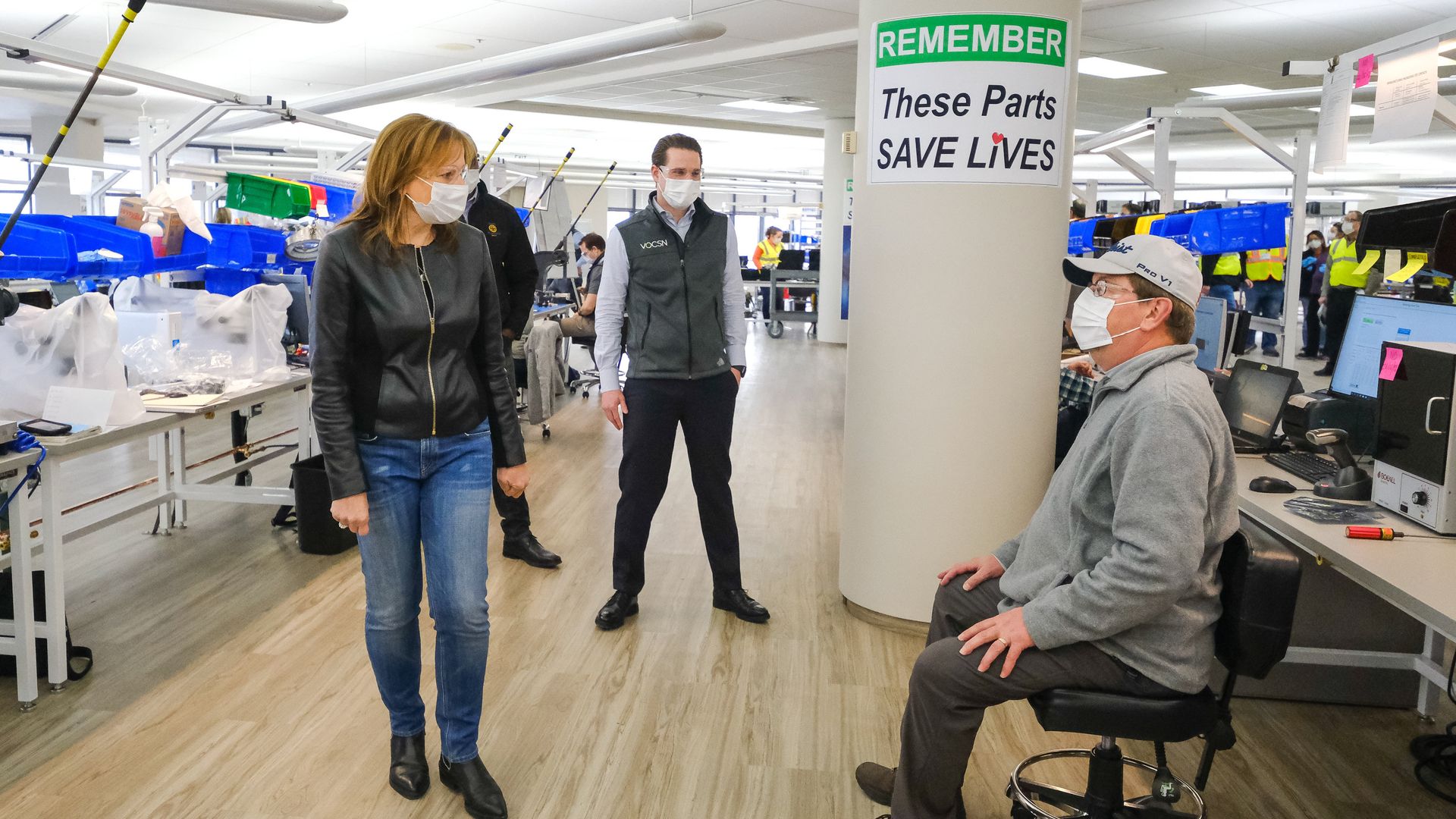 Image of GM CEO Mary Barra and Ventec Life Systems CEO Chris Kiple visiting ventilator factory. 
