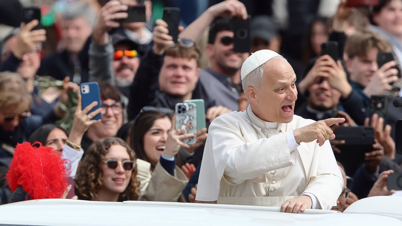 The pope's English fuels a Trump feud