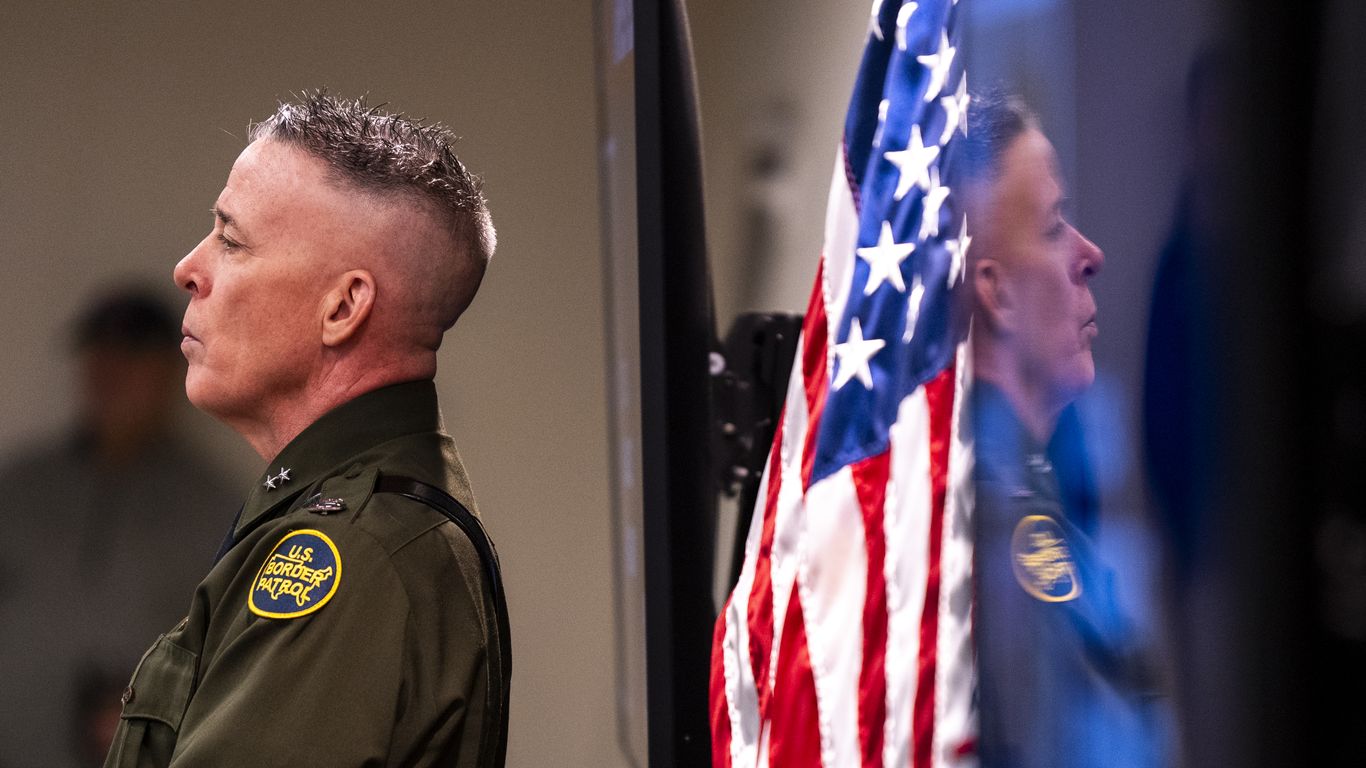 Border Patrol chief praises agents who killed Alex Pretti