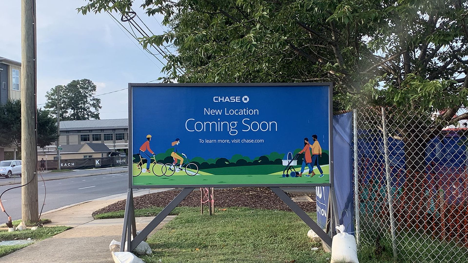 A new Chase bank location at Park and Woodlawn