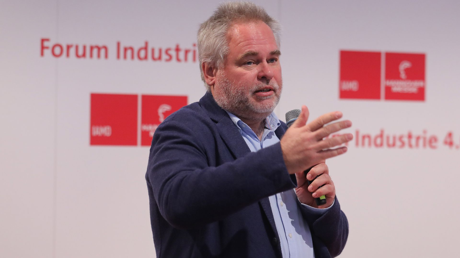 photo of Eugene Kaspersky talking