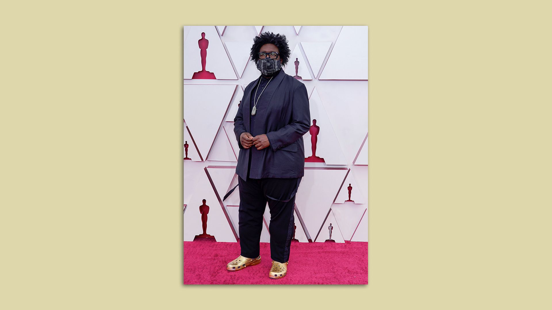 Shot of QuestLove wearing Crocs at the Oscars