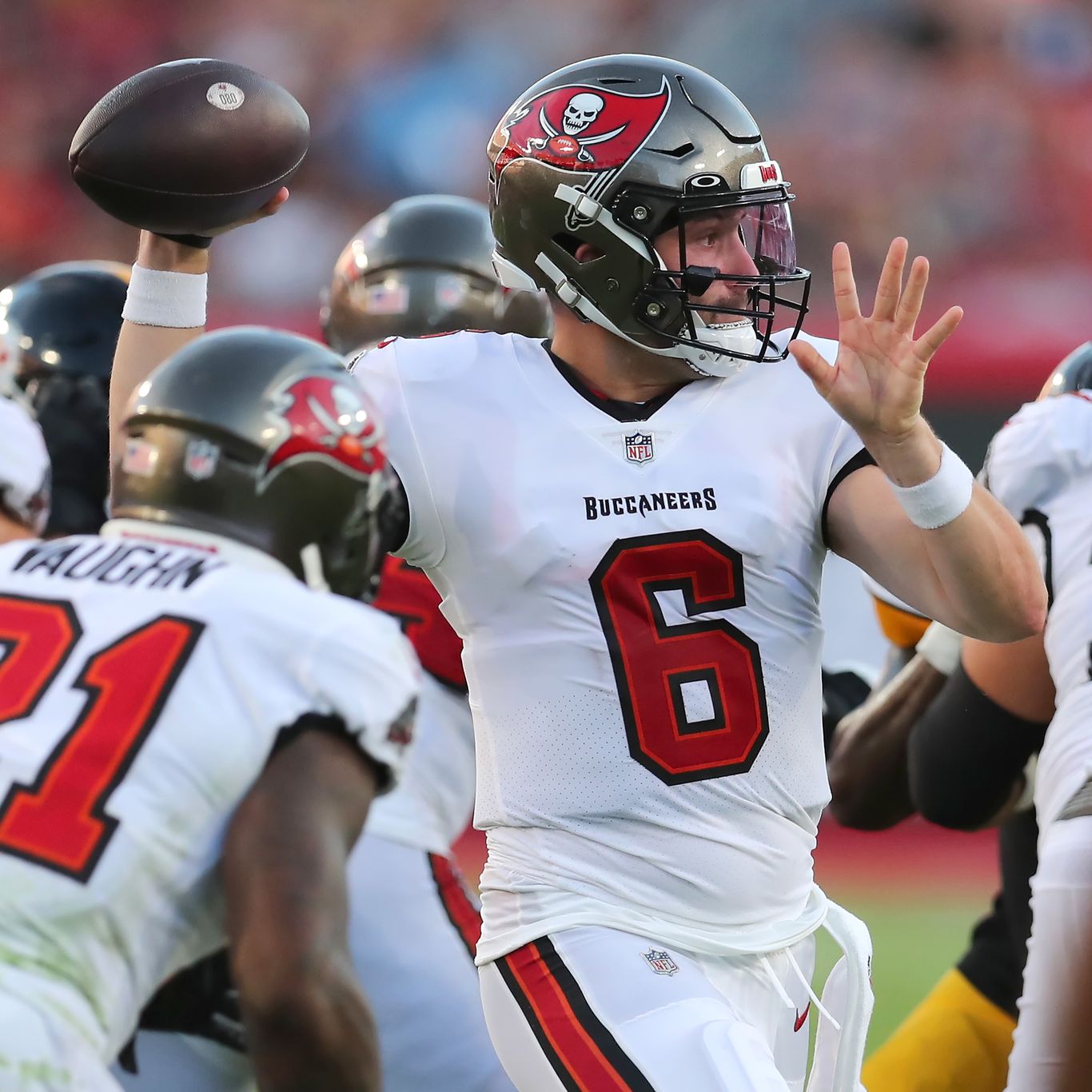 Bucs lose to Steelers 27-17 in preseason game