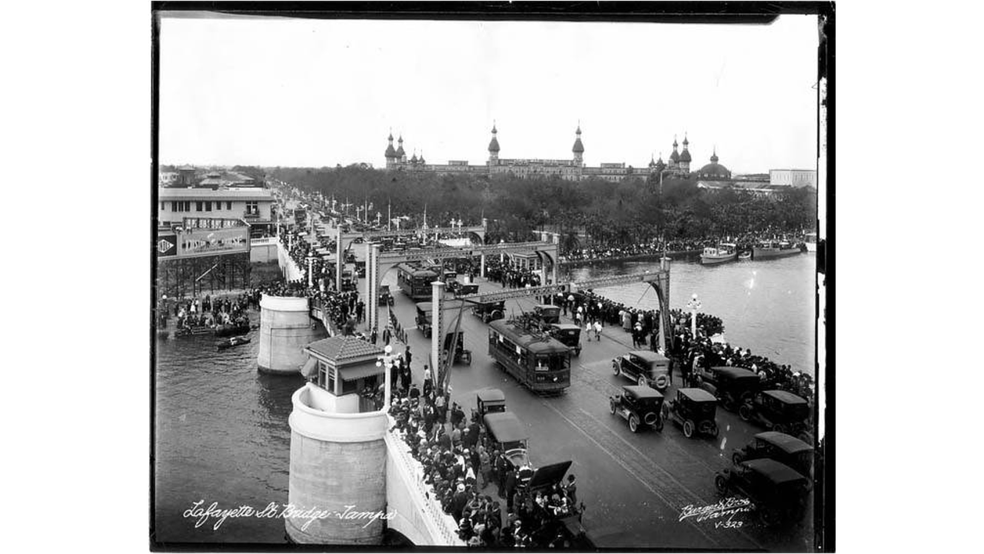The Lafayette Street Bridge during Gasparilla 1922.