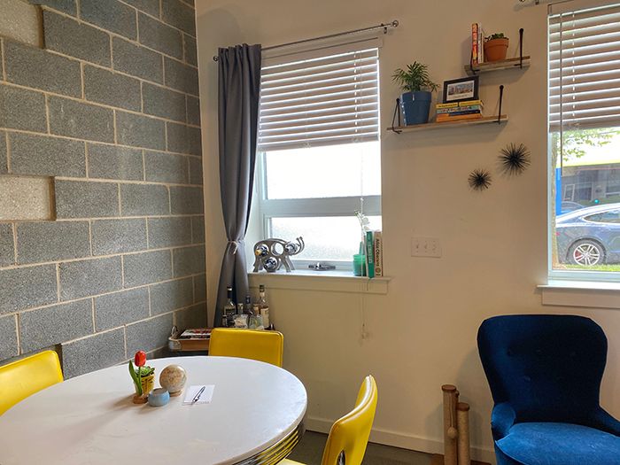 edgeline flats dining area